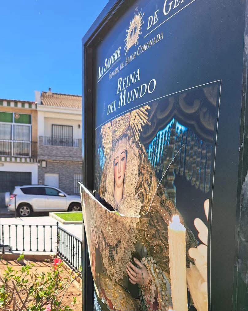 La Hermandad de la Vera Cruz denuncia nuevos actos vandálicos contra las marquesinas de la Coronación de la Virgen de la Sangre de Gerena